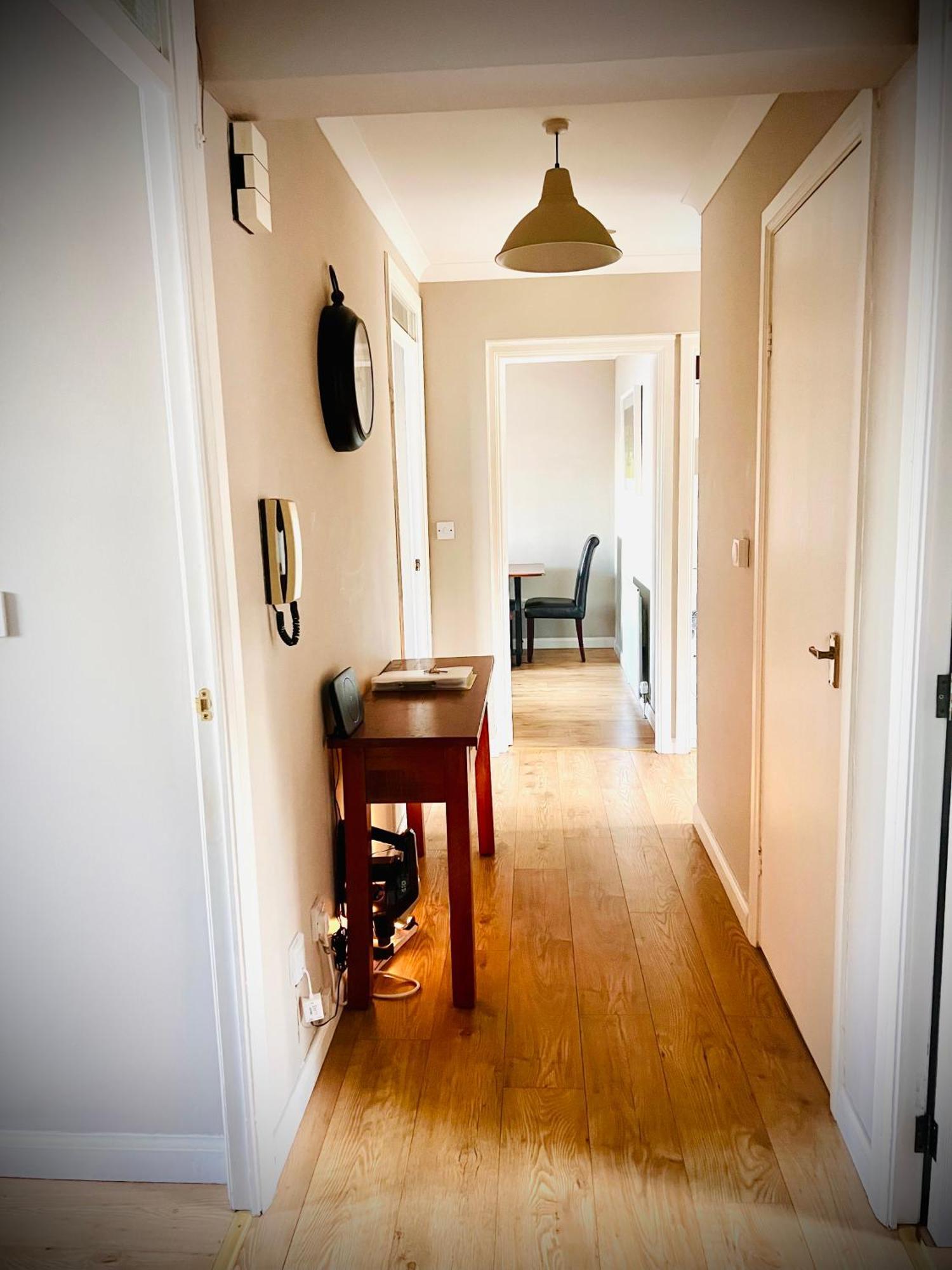 Apartment 3 Bedroom Harbourside Apartment, Queensferry, 10 Miles From Edinburgh