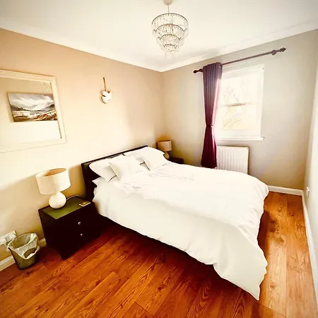 3 Bedroom Harbourside Apartment, Queensferry, 10 Miles From Edinburgh South Queensferry Exterior photo